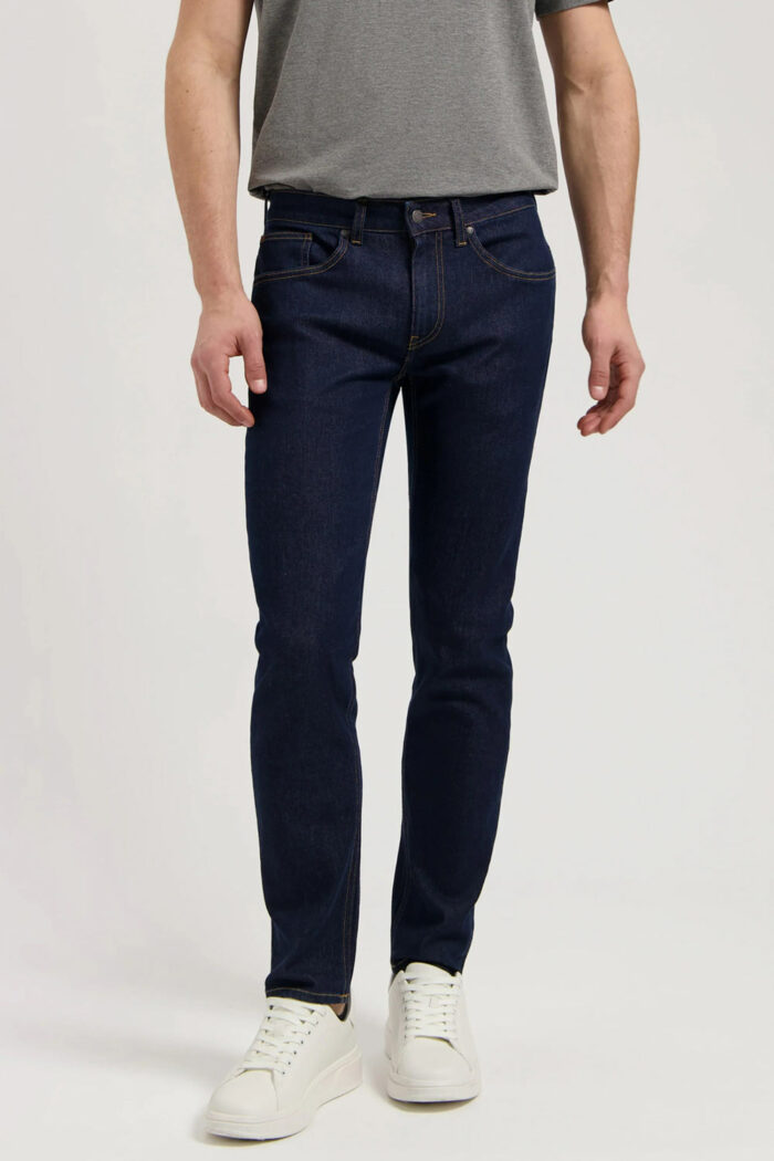 Dunn low tapered strong blue